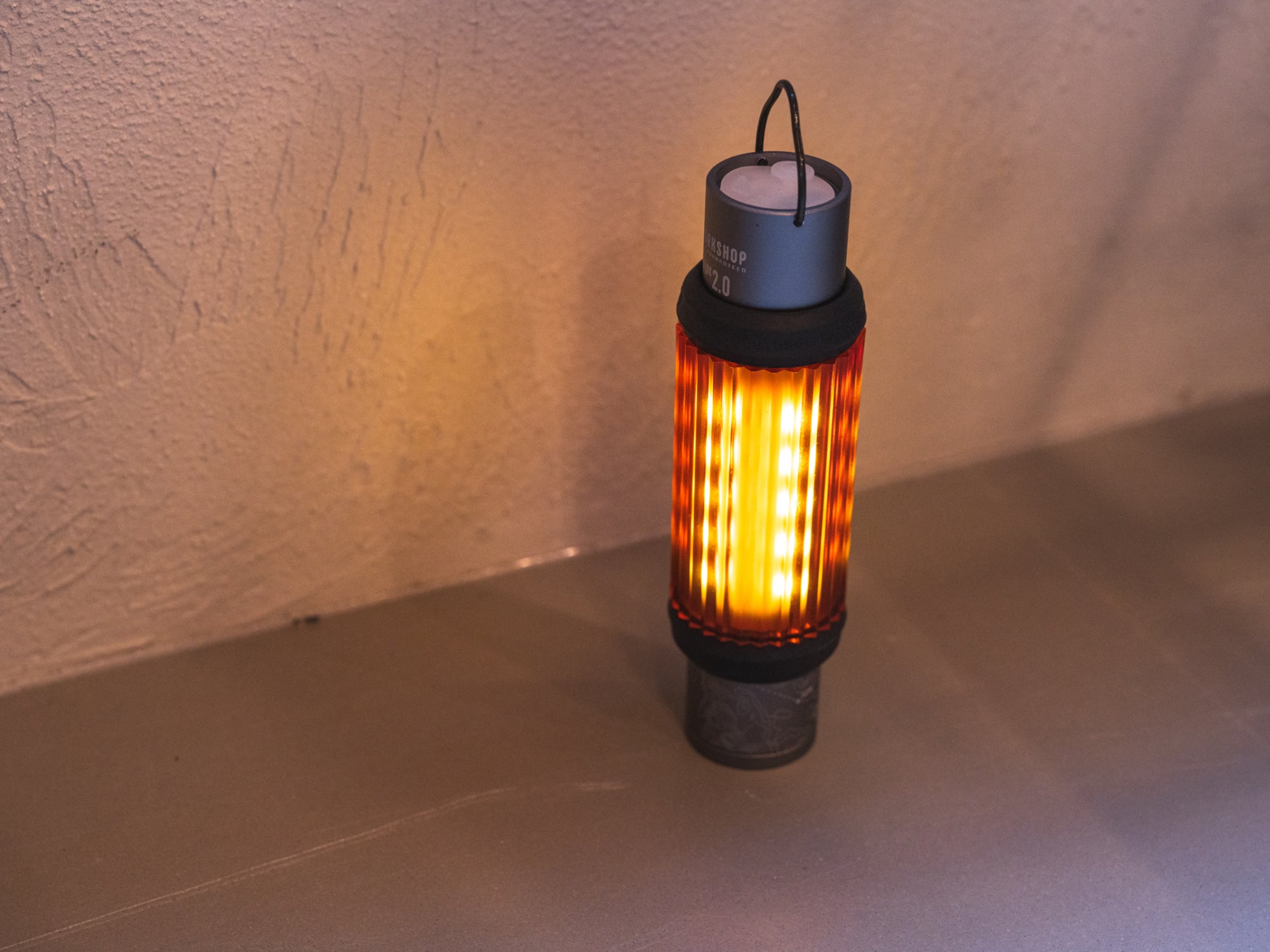 通常型MINIMALight 2.0に別売GLOBEを取り付けたメーカー写真